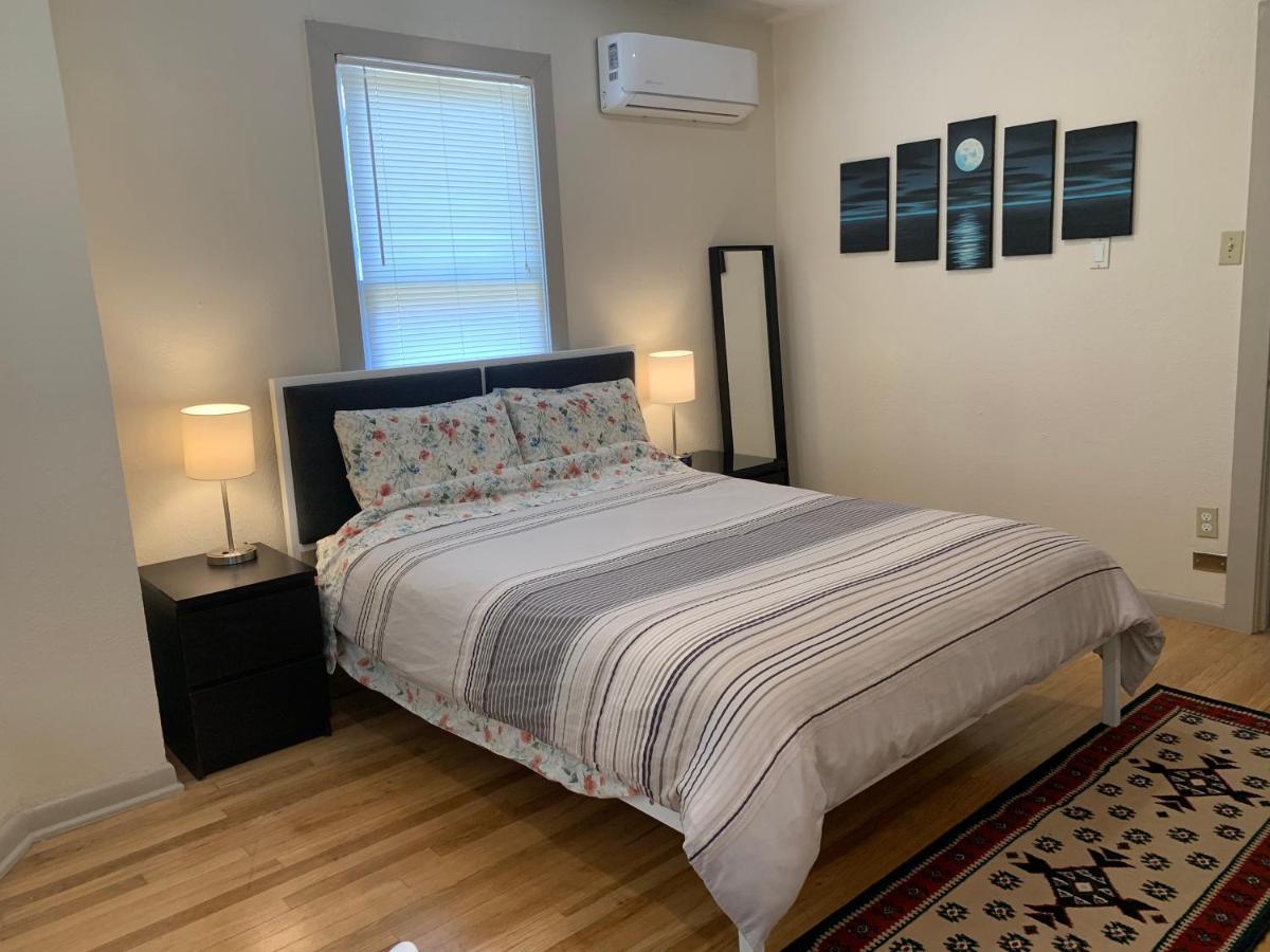 125-#4 Downtown Cozy Upstairs One Bedroom Apt 샌안토니오 외부 사진