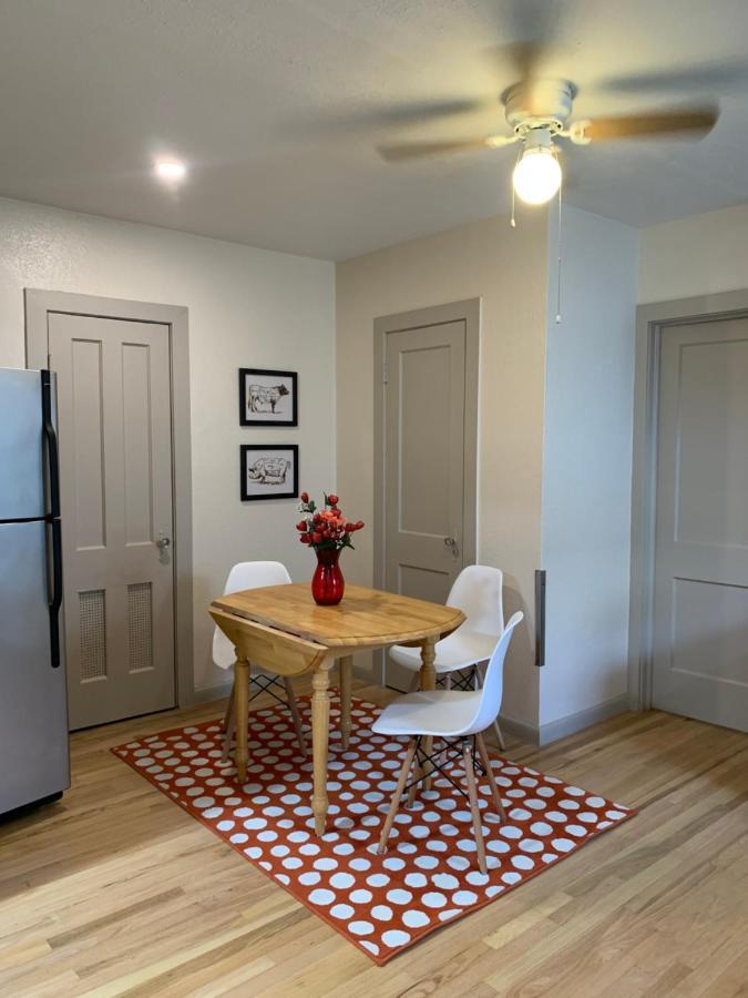 125-#4 Downtown Cozy Upstairs One Bedroom Apt 샌안토니오 외부 사진
