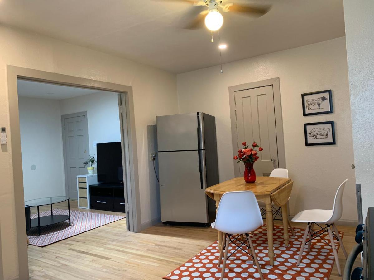 125-#4 Downtown Cozy Upstairs One Bedroom Apt 샌안토니오 외부 사진
